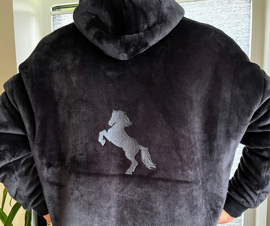 Tikandiga ponso. Unisex
