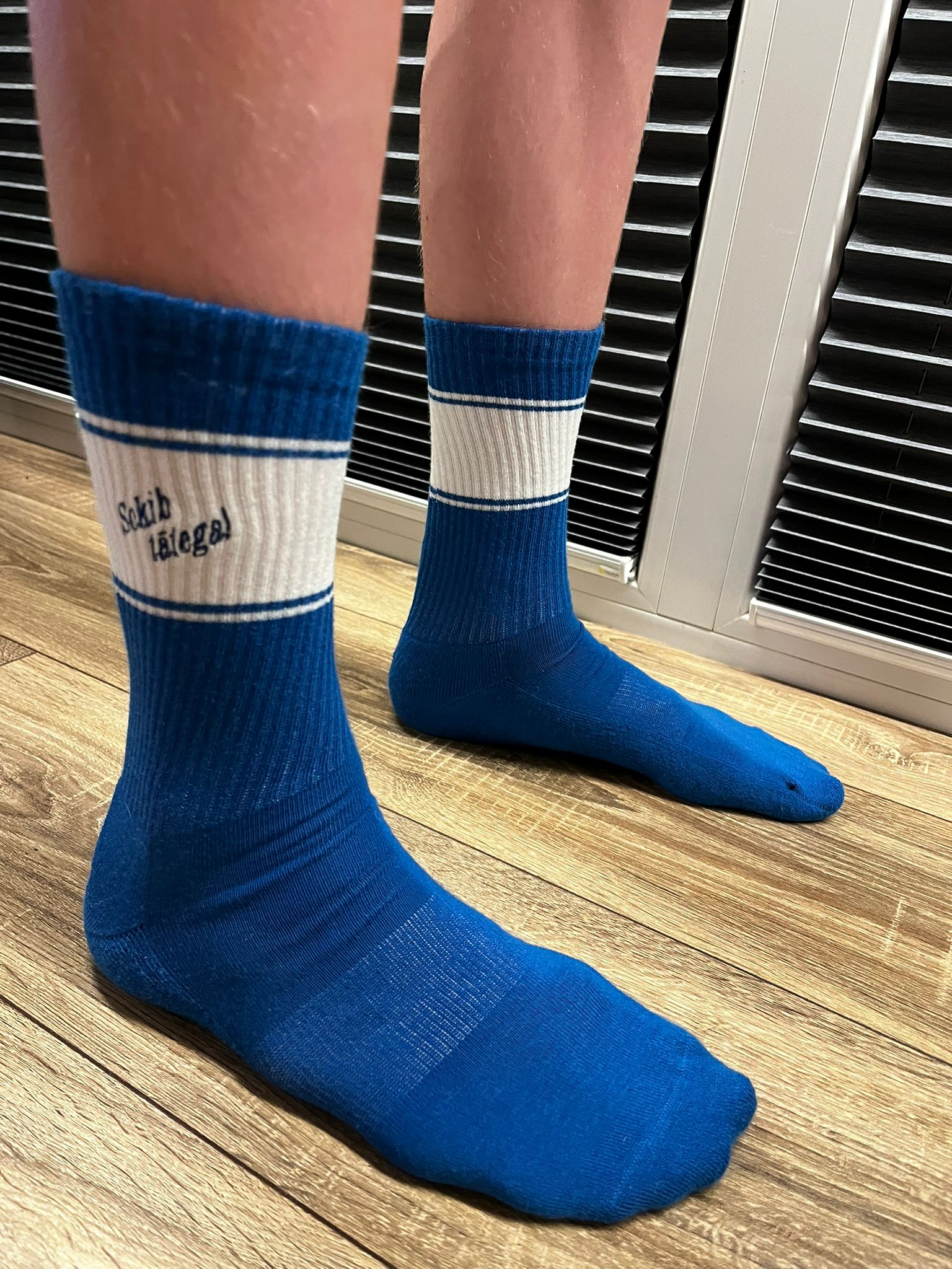 Erisõnumiga spordisokid - BeeCap