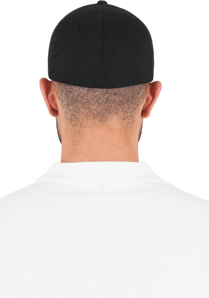 Kunstnahast nokamüts Flexfit Diamond Quilted – must premium cap