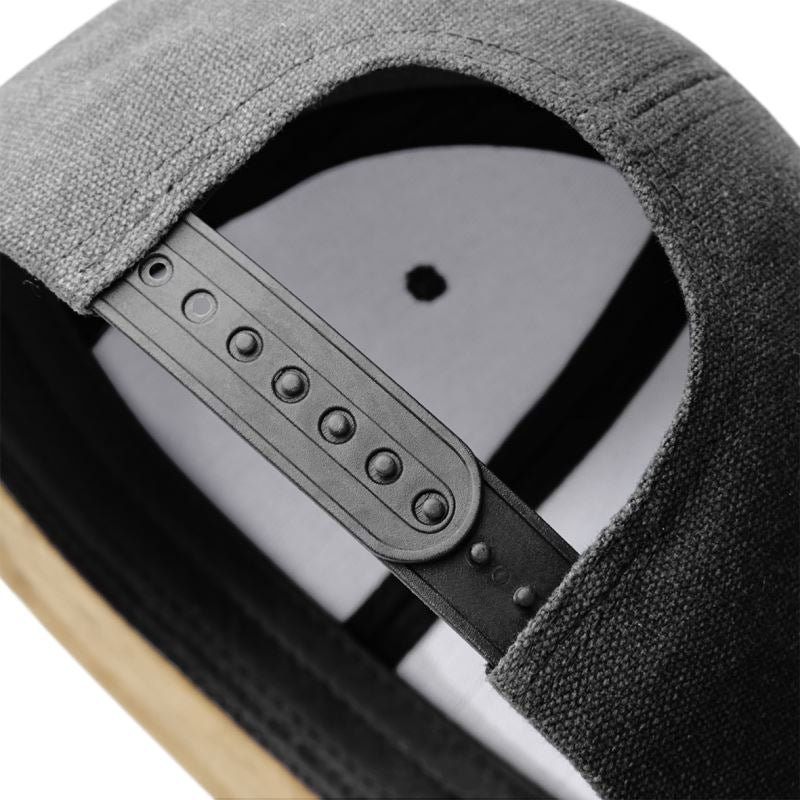 Beechfield B668 must reguleeritav snapback kinnitus tagantvaates