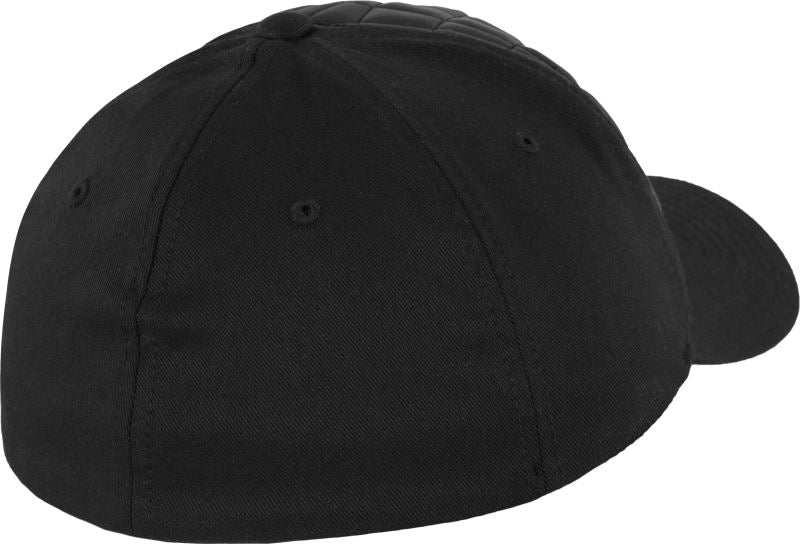 Nahast tepitud esiosaga nokamüts Flexfit diamond quilted